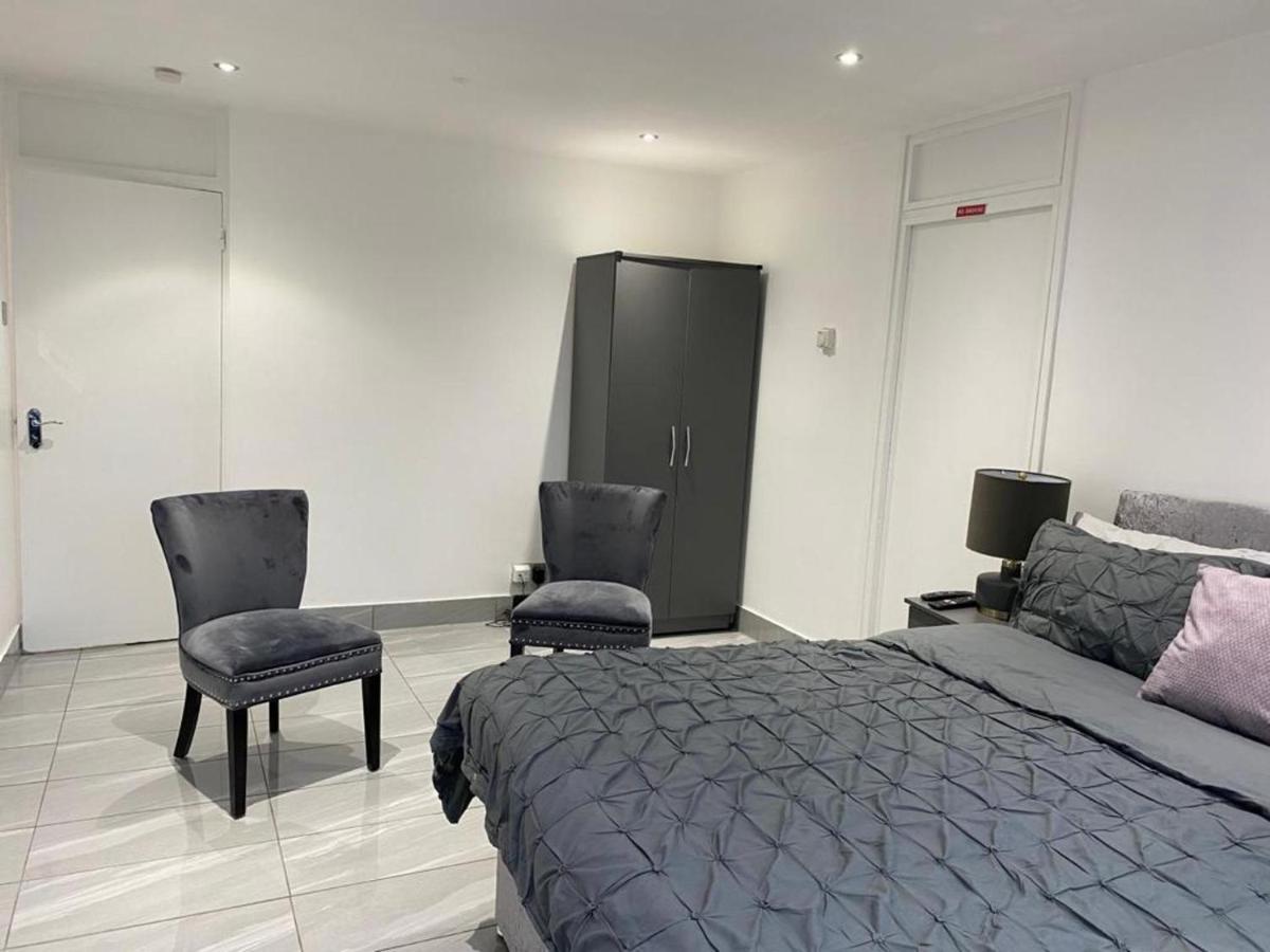 Luxurious 2-Bed Apartment In Woolwich London Exterior photo